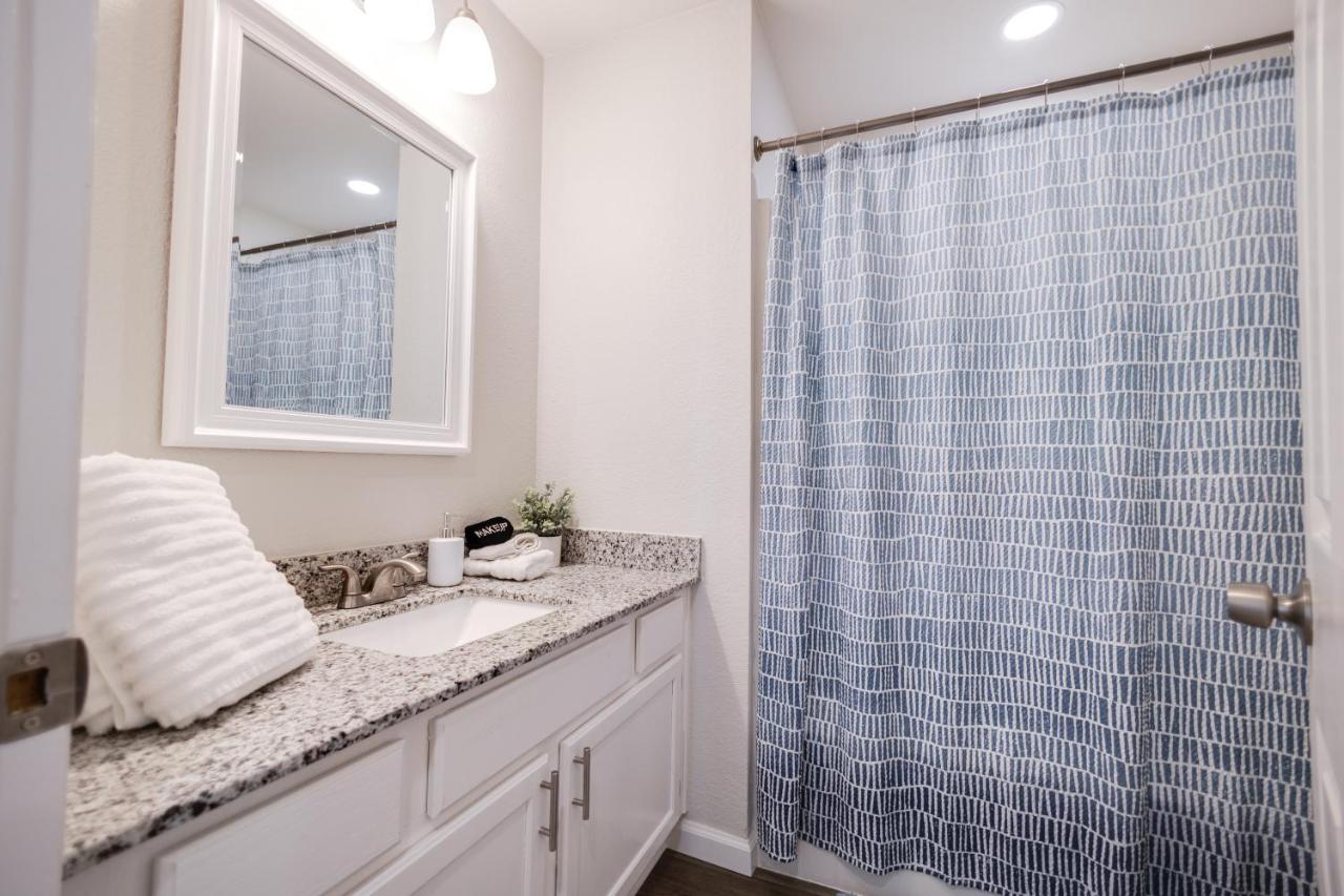 Trailside Townhouse - Close To Downtown & Bike Trails Bentonville Luaran gambar